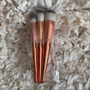 Alamar Face Brush Trio